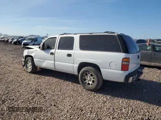 2000 Chevrolet Suburban LT with VIN 3GNFK16T8YG107341, listed as a Copart auction lot 44074375 with 0 mi miles and Salvage Title. Bid and sale history available at carsss.com. Image 2.