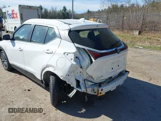 2021 Nissan Kicks SV z VIN 3N1CP5CV9ML485943, wystawiony jako IAAI lot #42121266 z przebiegiem 34 810 mil mil oraz . Historia ofert i sprzedaży dostępna na DreamBid. Obrazek 6.