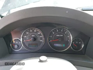 2007 Jeep Grand Cherokee Limited with VIN 1J8HR58227C561149, listed as a IAAI auction lot 42542789 with 250,790 mi miles and . Bid and sale history available at DreamBid. Image 7.
