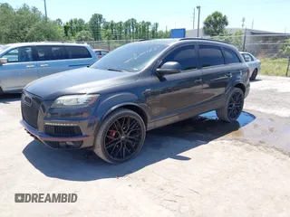 2013 Audi Q7 3.0T S line Prestige with VIN WA1DGAFE5DD009176, listed as a IAAI auction lot 42048689 with 176,035 mi miles. Bid and sale history available at carsss.com. Image 17.