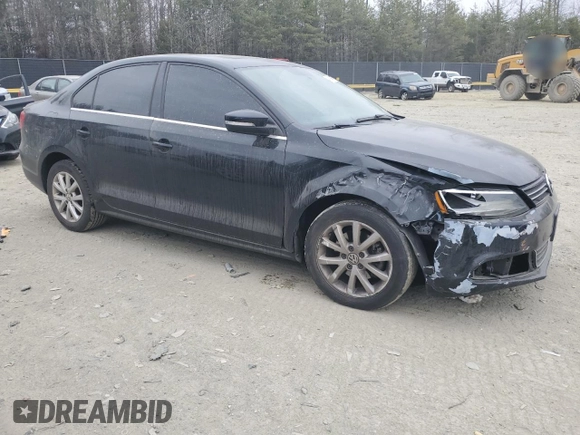 2013 Volkswagen Jetta Sedan SE with VIN 3VWDP7AJ3DM438377, listed as a Copart auction lot 47933375 with 127,319 mi miles and Salvage Title. Bid and sale history available at carsss.com. Image 4.