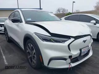 2024 Ford Mustang Mach-E Select с VIN 3FMTK1R47RMA13711, выставлен на аукционе IAAI как лот 41885045 с пробегом 3 443 миль миль и . История ставок и продаж доступна на DreamBid. Изображение 1.