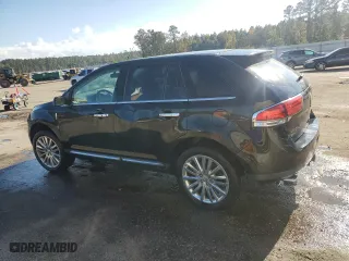 2011 Lincoln MKX with VIN 2LMDJ6JKXBBJ25770, listed as a Copart auction lot 78032624 with 193,511 mi miles and Salvage Title. Bid and sale history available at carsss.com. Image 2.