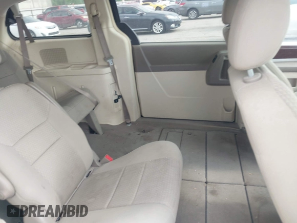 2010 Chrysler Town & Country Touring with VIN 2A4RR5D13AR155611, listed as a IAAI auction lot 42094894 with 132,966 mi miles. Bid and sale history available at carsss.com. Image 8.