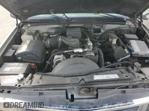 1998 Chevrolet Silverado 1500 with VIN 1GCEK19R1WE171942, listed as a Copart auction lot 46476505 with 219,527 mi miles and Salvage Title. Bid and sale history available at DreamBid. Image 11.