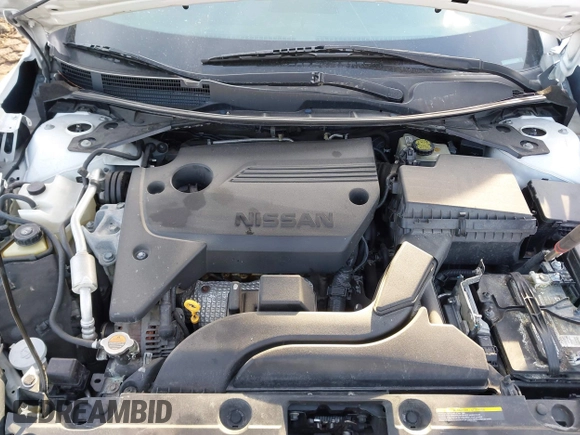 2016 Nissan Altima SR with VIN 1N4AL3AP8GC169495, listed as a IAAI auction lot 41792151 with 131,918 mi miles and . Bid and sale history available at carsss.com. Image 10.