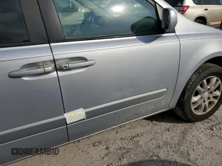 2007 Kia Sedona EX with VIN KNDMB233576179964, listed as a Copart auction lot 76402924 with 0 mi miles and Non Repairable. Bid and sale history available at carsss.com. Image 13.