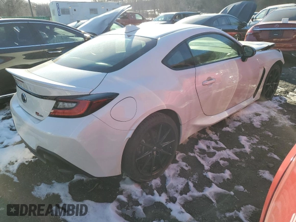 2023 Toyota 86 Premium z VIN JF1ZNBE15P9761124, wystawiony jako Copart lot #42998985 z przebiegiem 10 794 mil mil oraz Szkoda całkowita • Salvage title. Historia ofert i sprzedaży dostępna na DreamBid. Obrazek 3.