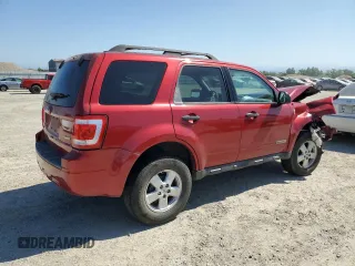 2008 Ford Escape XLT z VIN 1FMCU931X8KC63568, wystawiony jako Copart lot #60337275 z przebiegiem 168 565 mil mil oraz Szkoda całkowita • Salvage title. Historia ofert i sprzedaży dostępna na DreamBid. Obrazek 3.