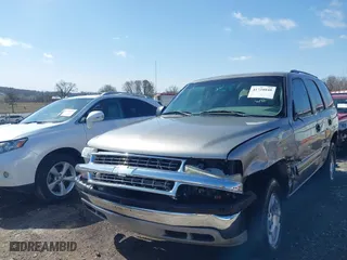 2003 Chevrolet Tahoe LS with VIN 1GNEC13V13J298445, listed as a IAAI auction lot 41728848 with 226,727 mi miles. Bid and sale history available at carsss.com. Image 6.
