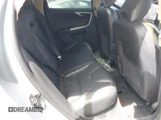 2011 Volvo XC60 3.2L с VIN YV4940DZ6B2185745, выставлен на аукционе IAAI как лот 42257898 с пробегом 145 035 миль миль и . История ставок и продаж доступна на DreamBid. Изображение 8.