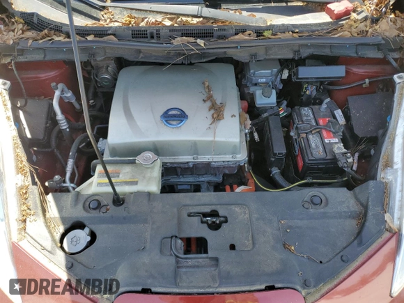 2015 Nissan LEAF S z VIN 1N4AZ0CP5FC308085, wystawiony jako Copart lot #53683985 z przebiegiem Nie podano mil oraz Szkody całkowita. Historia ofert i sprzedaży dostępna na DreamBid. Obrazek 11.