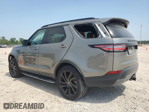 2019 Land Rover Discovery HSE Luxury with VIN SALRT2RV3KA094809, listed as a Copart auction lot 61624914 with 38,957 mi miles and Salvage Title. Bid and sale history available at DreamBid. Image 2.