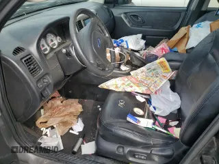 2006 Ford Escape Limited z VIN 1FMCU94146KA45217, wystawiony jako Copart lot #48542835 z przebiegiem 184 839 mil mil oraz Szkoda całkowita • Salvage title. Historia ofert i sprzedaży dostępna na DreamBid. Obrazek 7.