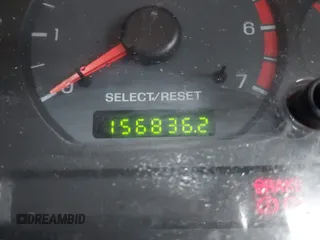 2004 Ford Mustang Standard z VIN 1FAFP40684F238897, wystawiony jako IAAI lot #42020163 z przebiegiem 156 836 mil mil oraz . Historia ofert i sprzedaży dostępna na DreamBid. Obrazek 15.