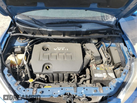 2010 Toyota Matrix z VIN 2T1KU4EE6AC350085, wystawiony jako Copart lot #55460815 z przebiegiem 121 426 mil mil oraz Szkoda całkowita • Salvage title. Historia ofert i sprzedaży dostępna na DreamBid. Obrazek 11.