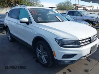 2018 Volkswagen Tiguan SEL Premium with VIN 3VV5B7AX5JM176434, listed as a IAAI auction lot 41684514 with 47,988 mi miles and . Bid and sale history available at DreamBid. Image 1.
