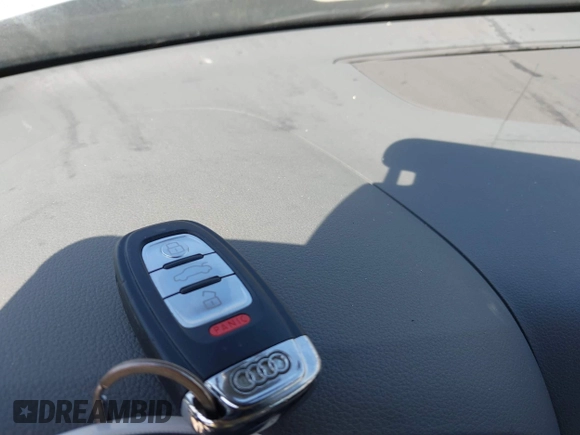 2010 Audi Q5 Premium Plus with VIN WA1LKAFP6AA102894, listed as a IAAI auction lot 42313470 with 235,340 mi miles and . Bid and sale history available at DreamBid. Image 11.