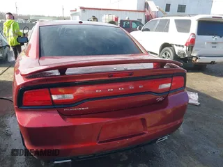 2014 Dodge Charger RT z VIN 2C3CDXCT9EH220356, wystawiony jako IAAI lot #41746302 z przebiegiem 79 525 mil mil oraz . Historia ofert i sprzedaży dostępna na DreamBid. Obrazek 16.