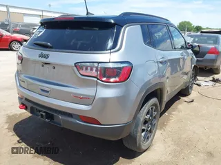 2020 Jeep Compass Trailhawk with VIN 3C4NJDDB7LT159532, listed as a IAAI auction lot 42243833 with 118,566 mi miles and . Bid and sale history available at DreamBid. Image 4.