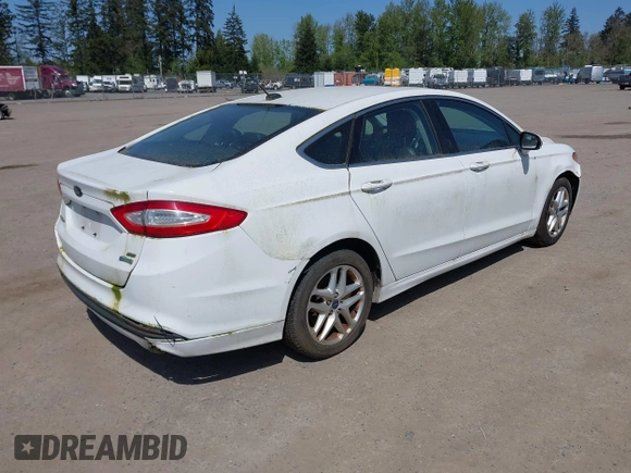 2013 Ford Fusion SE with VIN 3FA6P0HR1DR228027, listed as a IAAI auction lot 42126141 with 170,353 mi miles. Bid and sale history available at carsss.com. Image 4.