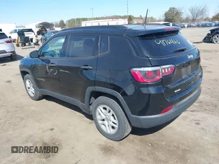 2018 Jeep Compass Sport with VIN 3C4NJCAB1JT301868, listed as a IAAI auction lot 41762166 with 119,933 mi miles. Bid and sale history available at carsss.com. Image 3.