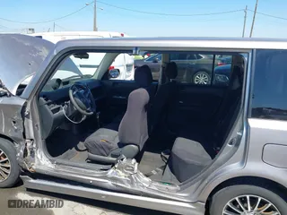 2005 Scion xB with VIN JTLKT324750202444, listed as a IAAI auction lot 41999054 with 187,113 mi miles. Bid and sale history available at carsss.com. Image 6.