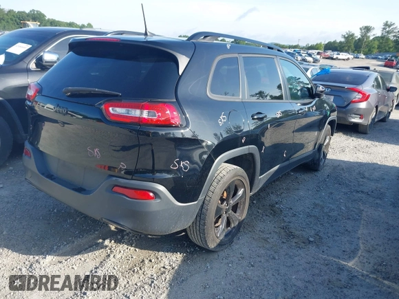 2018 Jeep Cherokee Latitude with VIN 1C4PJLCB0JD542574, listed as a IAAI auction lot 42506963 with 82,474 mi miles and . Bid and sale history available at DreamBid. Image 4.