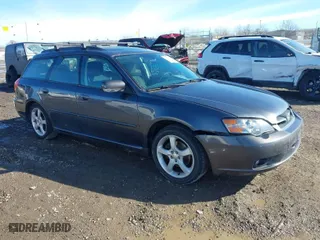2007 Subaru Legacy Wagon Special Edition with VIN 4S3BP616877331937, listed as a IAAI auction lot 41626081 with 218,422 mi miles. Bid and sale history available at carsss.com. Image 1.
