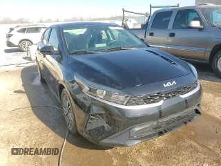 2022 Kia Forte LXS with VIN 3KPF24AD0NE431210, listed as a Copart auction lot 48363025 with 36,962 mi miles and Salvage Title. Bid and sale history available at carsss.com. Image 13.