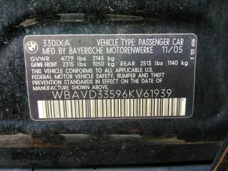 2006 BMW 3 Series 330xi with VIN WBAVD33596KV61939, listed as a IAAI auction lot 40033525 with 167,531 mi miles and . Bid and sale history available at DreamBid. Image 9.