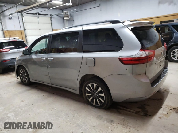2018 Toyota Sienna LE с VIN 5TDJZ3DC2JS197865, выставлен на аукционе Copart как лот 68896164 с пробегом 449 127 миль миль и Чистый • Clean title. История ставок и продаж доступна на DreamBid. Изображение 2.