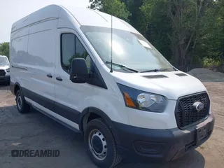 2023 Ford Transit Cargo с VIN 1FTBR1X82PKA12343, выставлен на аукционе IAAI как лот 42432223 с пробегом 36 338 миль миль и . История ставок и продаж доступна на DreamBid. Изображение 1.