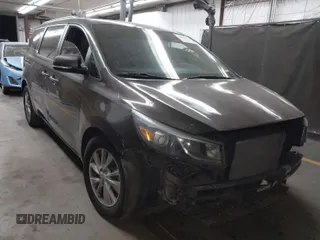 2017 Kia Sedona LX with VIN KNDMB5C17H6248168, listed as a IAAI auction lot 41881875 with 213,977 mi miles. Bid and sale history available at carsss.com. Image 1.