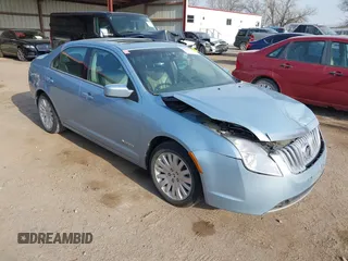 2010 Mercury Milan Hybrid z VIN 3MEDM0L33AR660979, wystawiony jako IAAI lot #41994618 z przebiegiem 114 007 mil mil oraz . Historia ofert i sprzedaży dostępna na DreamBid. Obrazek 1.