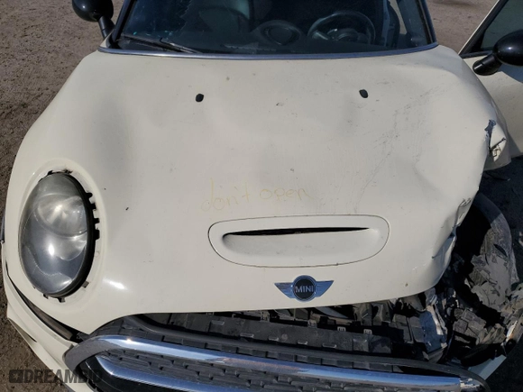 2016 MINI Cooper Clubman S with VIN WMWLN9C59G2E47631, listed as a Copart auction lot 46505375 with 0 mi miles and Salvage Title. Bid and sale history available at carsss.com. Image 11.