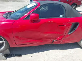 2001 Toyota MR2 z VIN JTDFR320410040517, wystawiony jako IAAI lot #42235478 z przebiegiem 61 511 mil mil oraz . Historia ofert i sprzedaży dostępna na DreamBid. Obrazek 6.