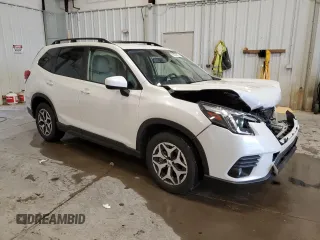 2024 Subaru Forester Premium z VIN JF2SKADC6RH511659, wystawiony jako Copart lot #55260975 z przebiegiem 10 445 mil mil oraz Szkoda całkowita • Salvage title. Historia ofert i sprzedaży dostępna na DreamBid. Obrazek 4.