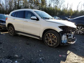 2020 BMW X1 xDrive28i with VIN WBXJG9C0XL5P55506, listed as a Copart auction lot 40137583 with 37,178 mi miles. Bid and sale history available at carsss.com. Image 4.