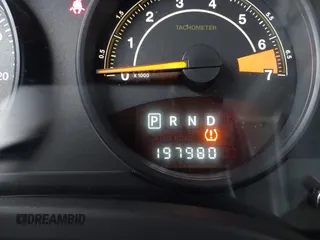 2015 Jeep Patriot Latitude с VIN 1C4NJRFBXFD183487, выставлен на аукционе IAAI как лот 41252110 с пробегом 197 980 миль миль и . История ставок и продаж доступна на DreamBid. Изображение 16.