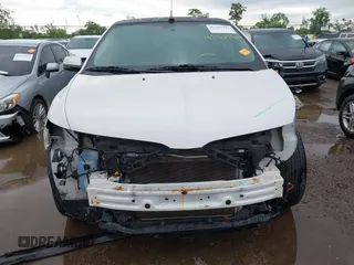 2012 Lincoln MKX z VIN 2LMDJ8JK2CBL09145, wystawiony jako IAAI lot #42309315 z przebiegiem 140 219 mil mil oraz . Historia ofert i sprzedaży dostępna na DreamBid. Obrazek 13.