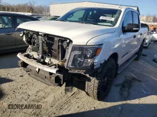 2018 Nissan Titan SV with VIN 1N6AA1E67JN519584, listed as a Copart auction lot 46506365 with 122,729 mi miles and Salvage Title. Bid and sale history available at carsss.com. Image 1.