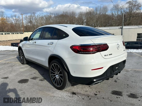 2021 Mercedes-Benz GLC with VIN W1N0J8EB0MF941241, listed as a Copart auction lot 89323765 with 59,133 mi miles and Clean Title. Bid and sale history available at carsss.com. Image 2.