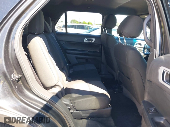 2014 Ford Explorer XLT with VIN 1FM5K8D83EGB11697, listed as a IAAI auction lot 42203447 with 155,027 mi miles and . Bid and sale history available at carsss.com. Image 8.