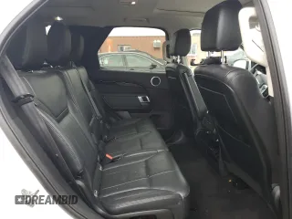 2018 Land Rover Discovery SE with VIN SALRG2RV6JA058292, listed as a Copart auction lot 44135765 with 105,800 mi miles and Salvage Title. Bid and sale history available at DreamBid. Image 11.