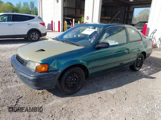1997 Toyota Tercel CE z VIN JT2AC52L9V0210872, wystawiony jako IAAI lot #42003511 z przebiegiem 200 804 mil mil oraz . Historia ofert i sprzedaży dostępna na DreamBid. Obrazek 2.