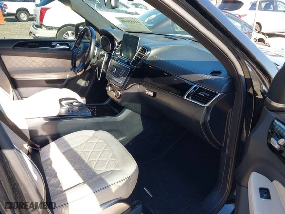 2017 Mercedes-Benz GLS with VIN 4JGDF7DE9HA747550, listed as a IAAI auction lot 41489690 with 125,945 mi miles. Bid and sale history available at carsss.com. Image 5.