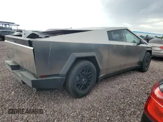 2024 Tesla Cybertruck z VIN 7G2CEHED5RA012436, wystawiony jako Copart lot #69229204 z przebiegiem 22 mil mil oraz Szkody całkowita. Historia ofert i sprzedaży dostępna na DreamBid. Obrazek 3.