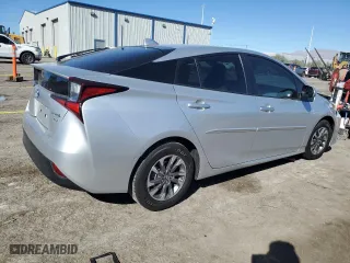 2021 Toyota Prius L Eco with VIN JTDKAMFU8M3135691, listed as a Copart auction lot 45679435 with 40,846 mi miles and Salvage Title. Bid and sale history available at carsss.com. Image 3.