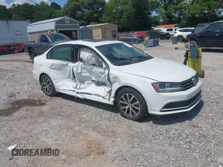 2017 Volkswagen Jetta SE with VIN 3VWDB7AJ0HM395900, listed as a IAAI auction lot 42570141 with 97,749 mi miles and . Bid and sale history available at DreamBid. Image 1.